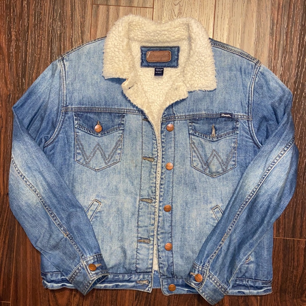 Wrangler Sherpa lined denim jean jacket